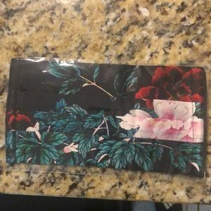 Johnny was face mask silk